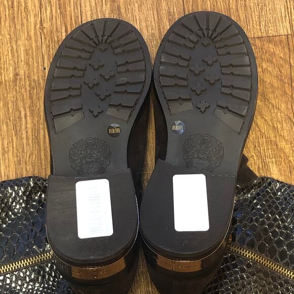 Vince Camuto Witty 2 Snake Embossed Moto Boots in Dark Brown and Gold Size 8.5 - Picture 11 of 12